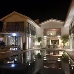 Villa Fortune